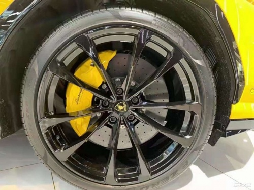 Urus 全部在售 2023款 2022款 2021款 2018款2023Urus部分车型优惠5.4万 欢迎上门试驾