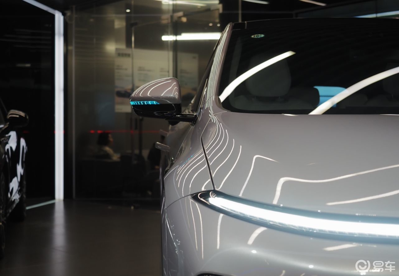 小鹏总部开箱新G6：内外升级，死磕焕新Model Y？