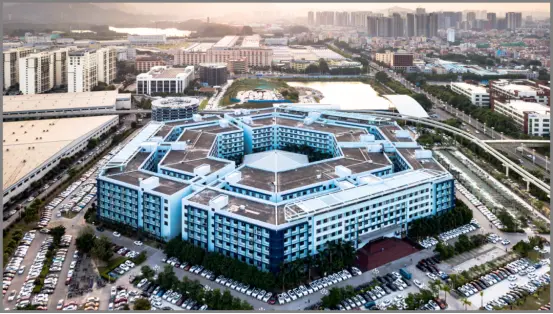 比亚迪e7预告，会在上海车展亮相吗？