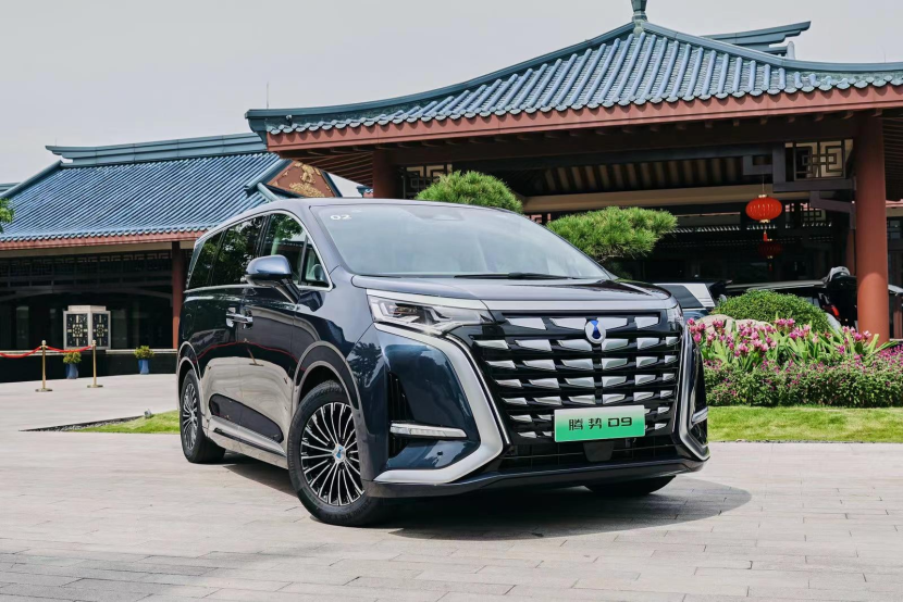 为何商界大佬、明星都愿意选择腾势D9？