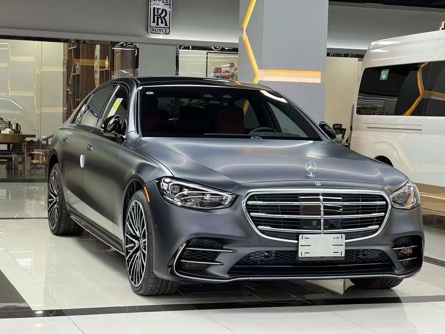 奔驰S级美版 全部在售 2024款 2023款 2022款 2021款 2019款 2018款新款奔驰S级美版轿车配置动力详细解读