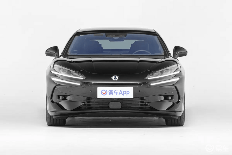 腾势Z9双旗舰三幅运动方向盘6月20日起全国交付