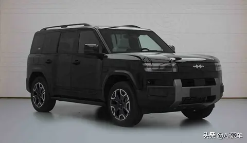 方程豹钛7实车曝光！承载式车身+插混动力，4999mm的车长