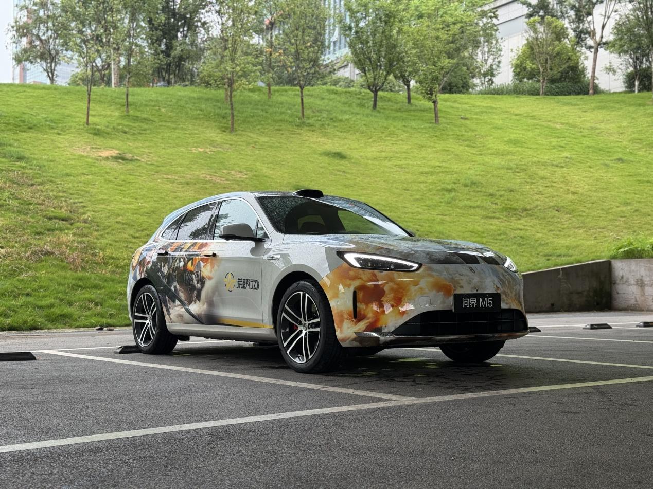 试驾问界新M5 Ultra增程后驱版，建议选四驱