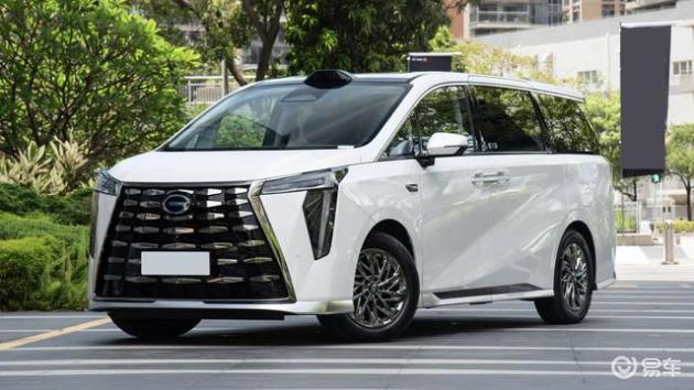 GL8新能源与M8乾崑试驾对比，揭示MPV差异化体验