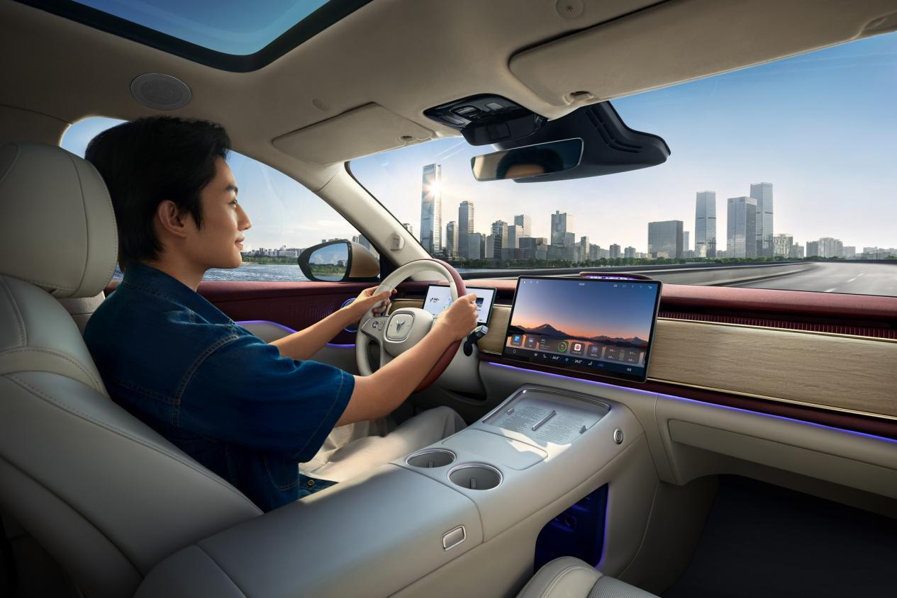 掀起第五代纯电SUV革命！全新岚图知音正式上市