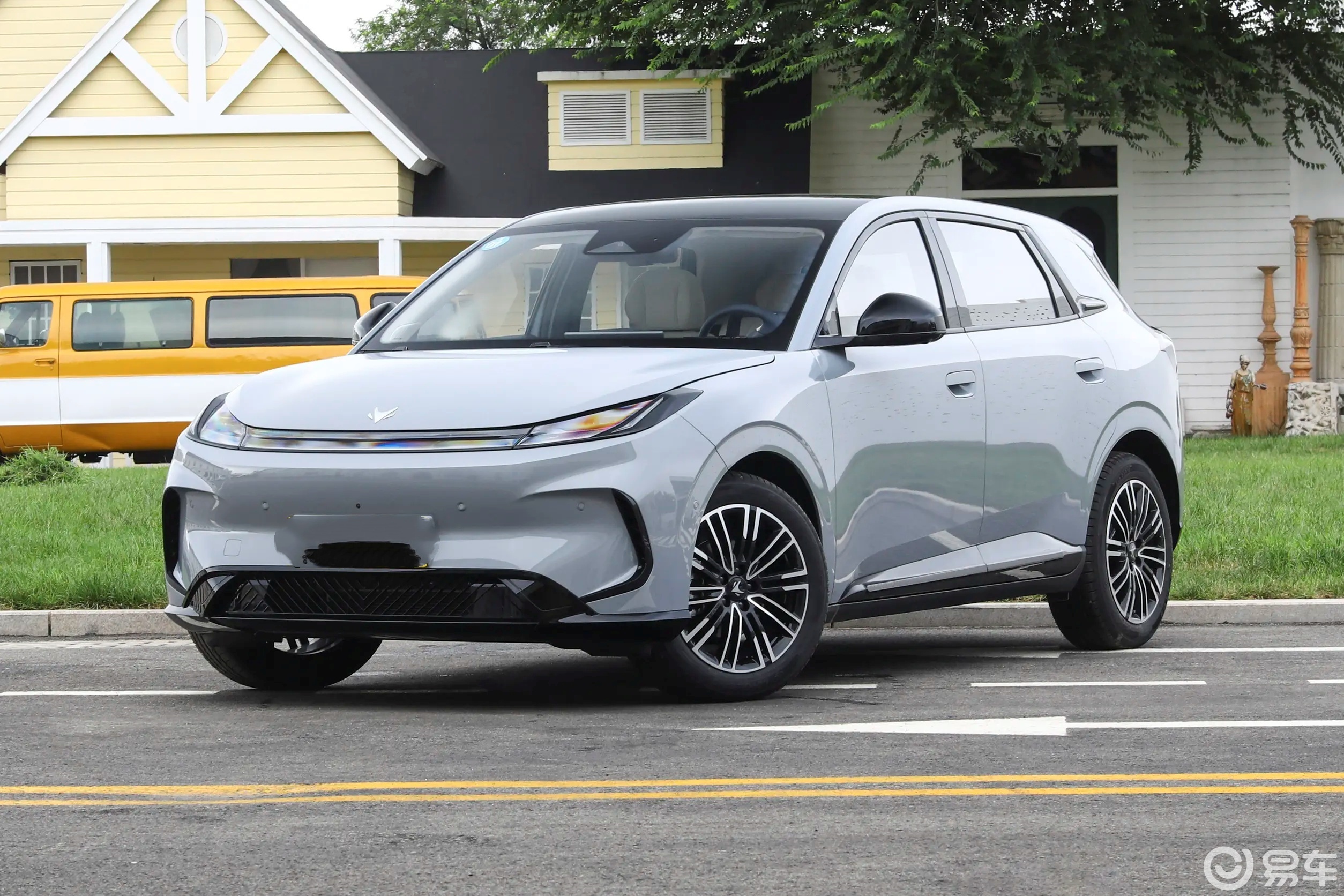 自主品牌纯电小型车，极狐T1对比星愿怎么选？