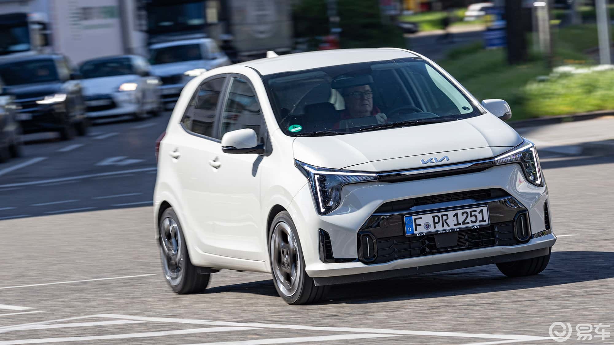 小车也要“大作为”丰田Aygo X对比起亚Picanto